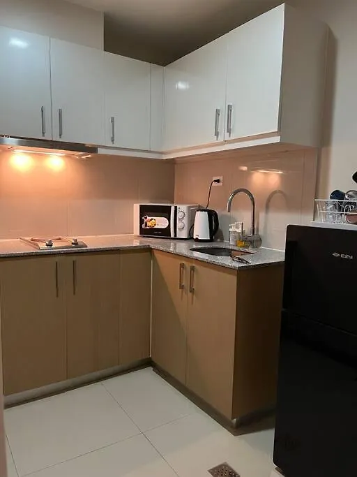 Bgc Uptown Mall Suite Manila