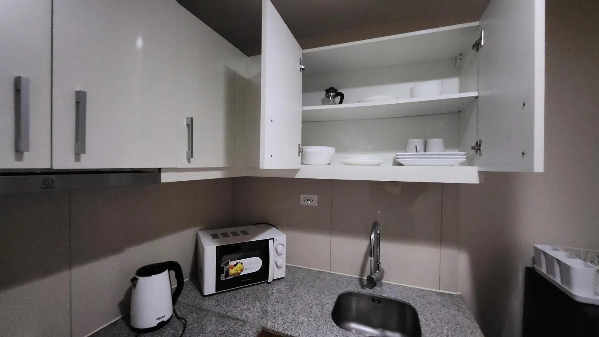 Bgc Uptown Mall Suite Manila Apartment