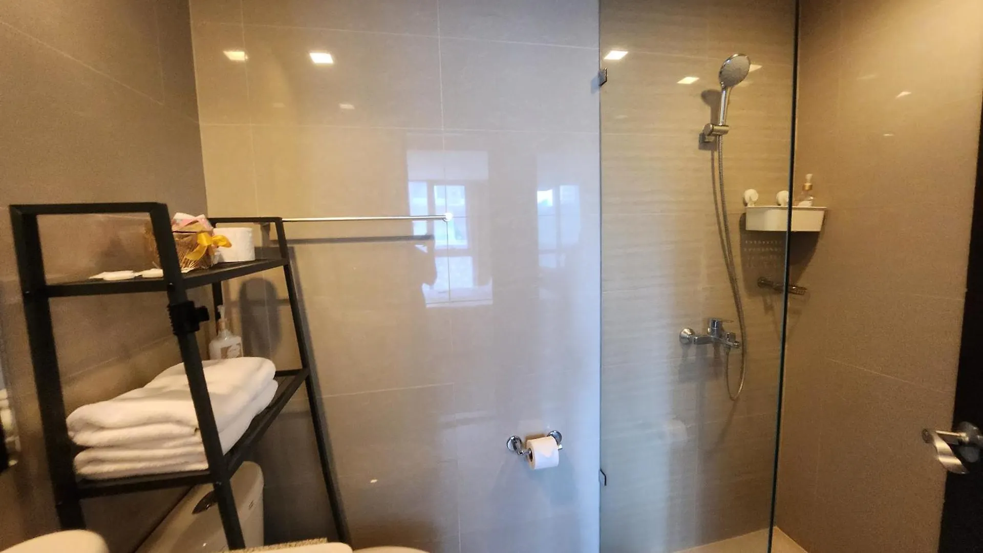 Bgc Uptown Mall Suite Manila 0*,  Philippines