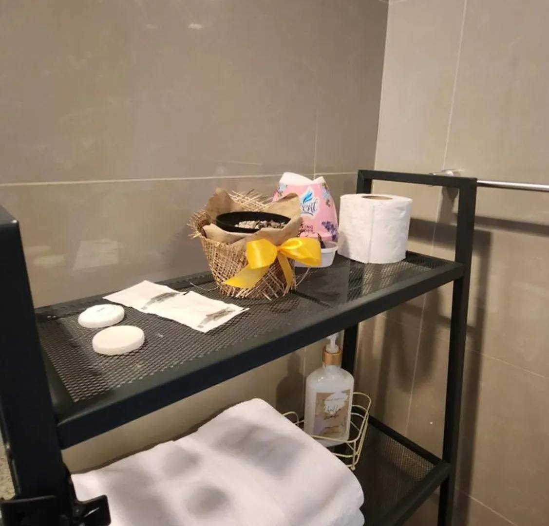 Bgc Uptown Mall Suite Manila